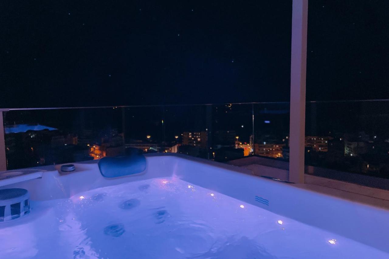 카발라 Euphoria Luxury Penthouse 아파트 외부 사진